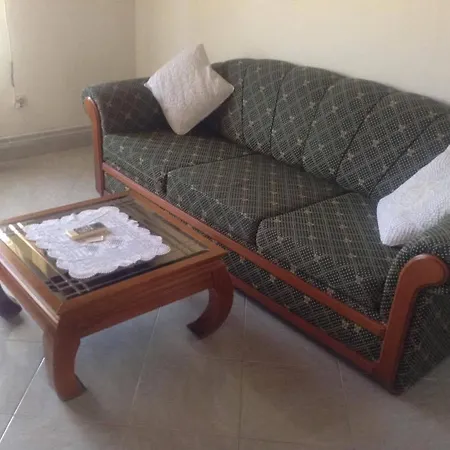 דירה Yiannis Seafront Apartment *